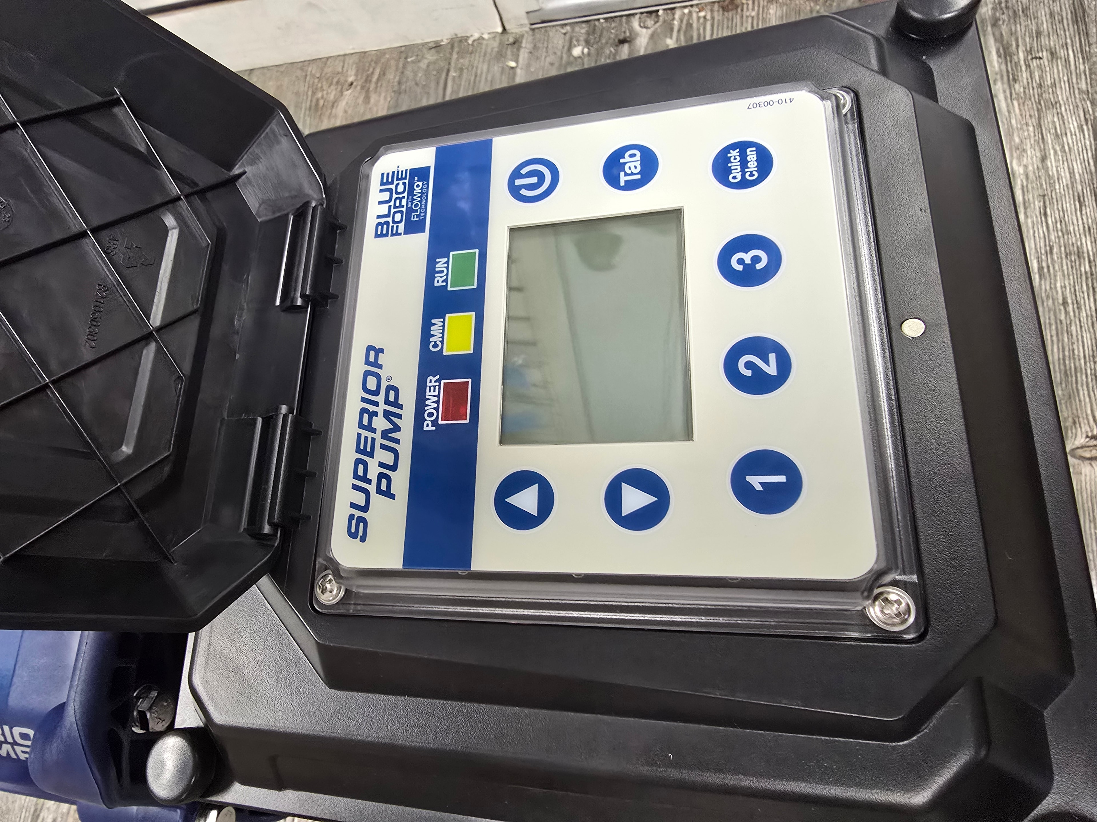Superior Pump 98150 controller close-up — FLOWiQ smart pool pump technology